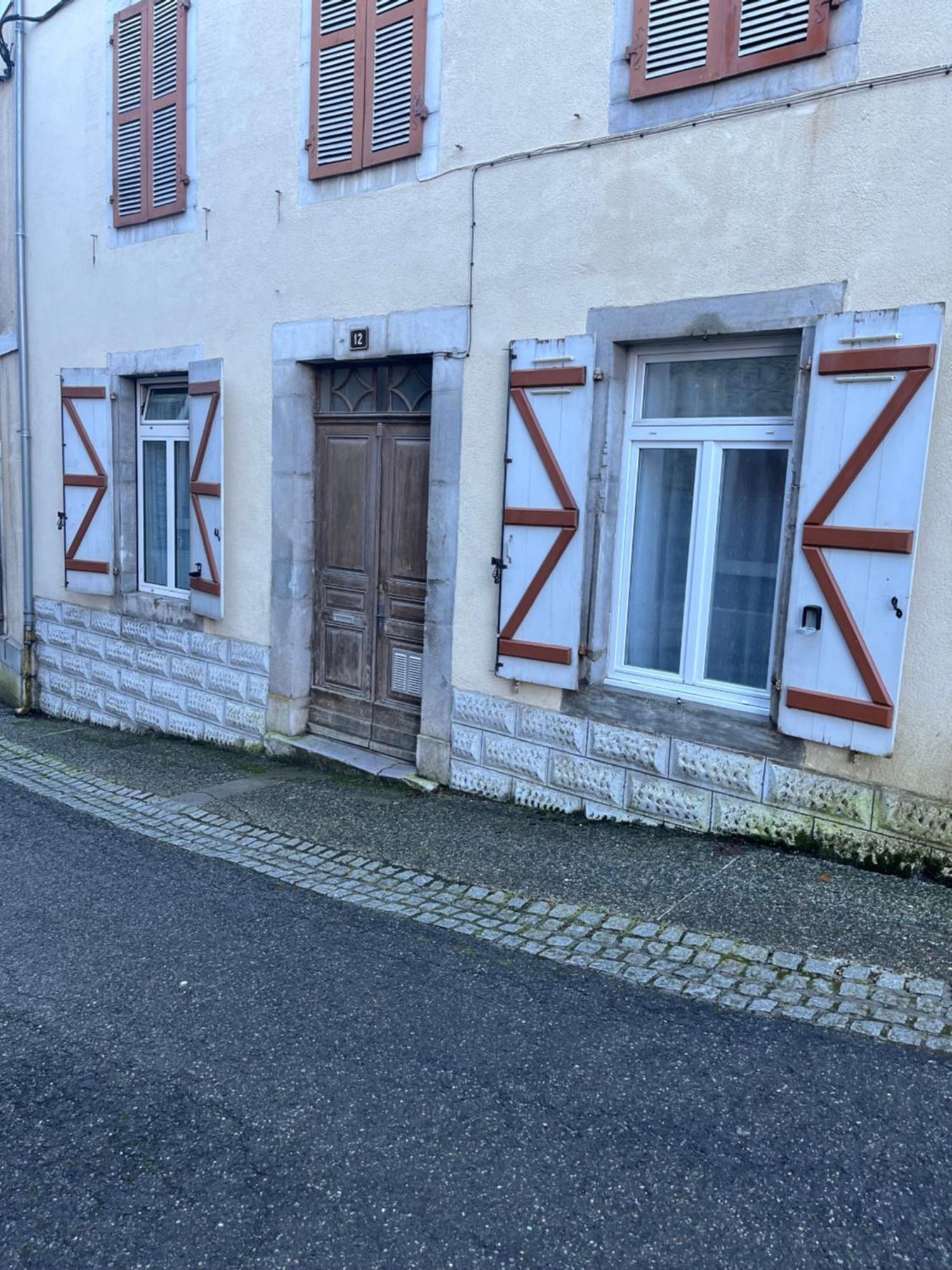 Studette Fonctionnelle Eaux Bonnes Apartman Kültér fotó